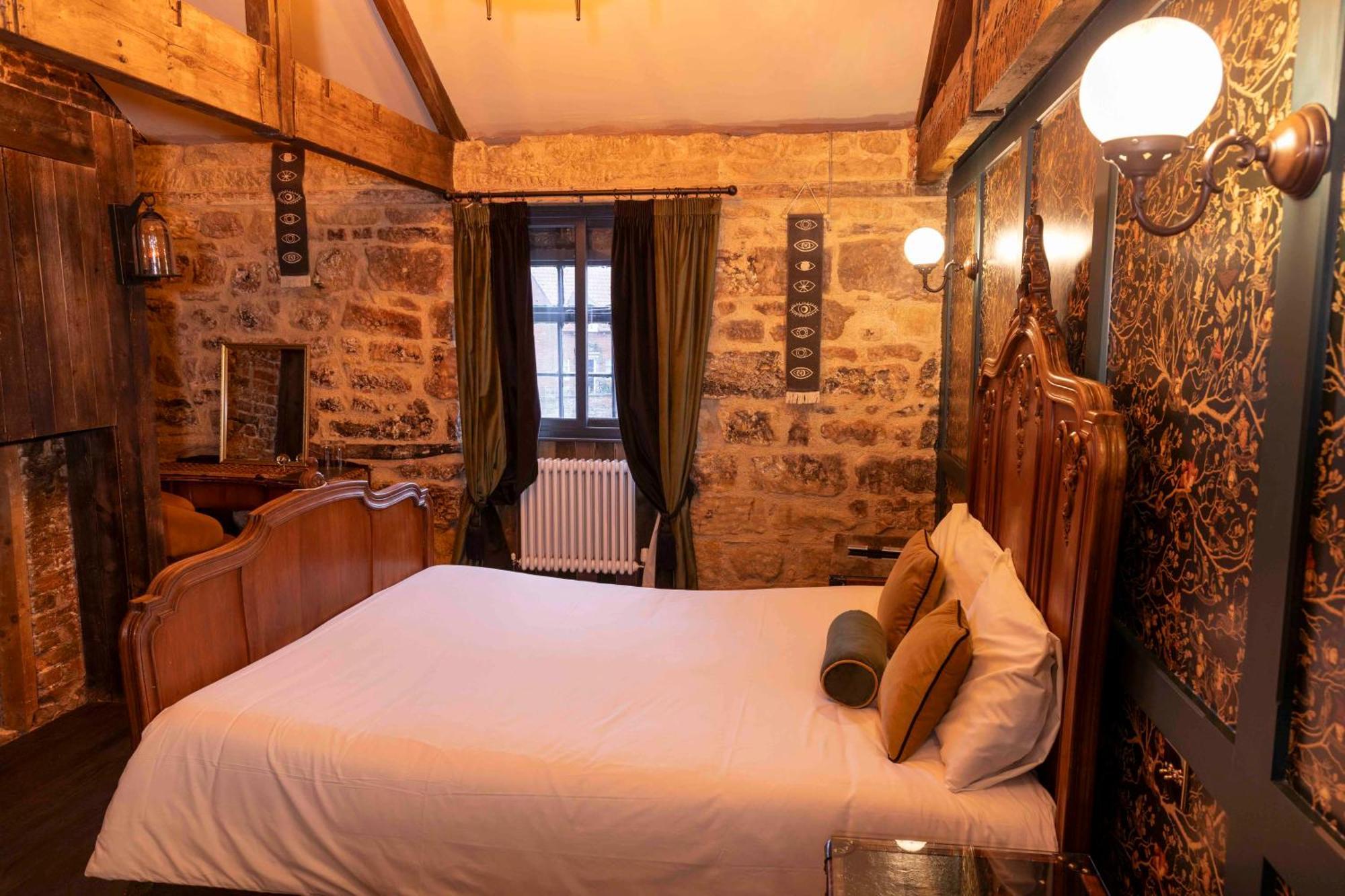 The Dirty Bottles Hotel Alnwick Eksteriør billede
