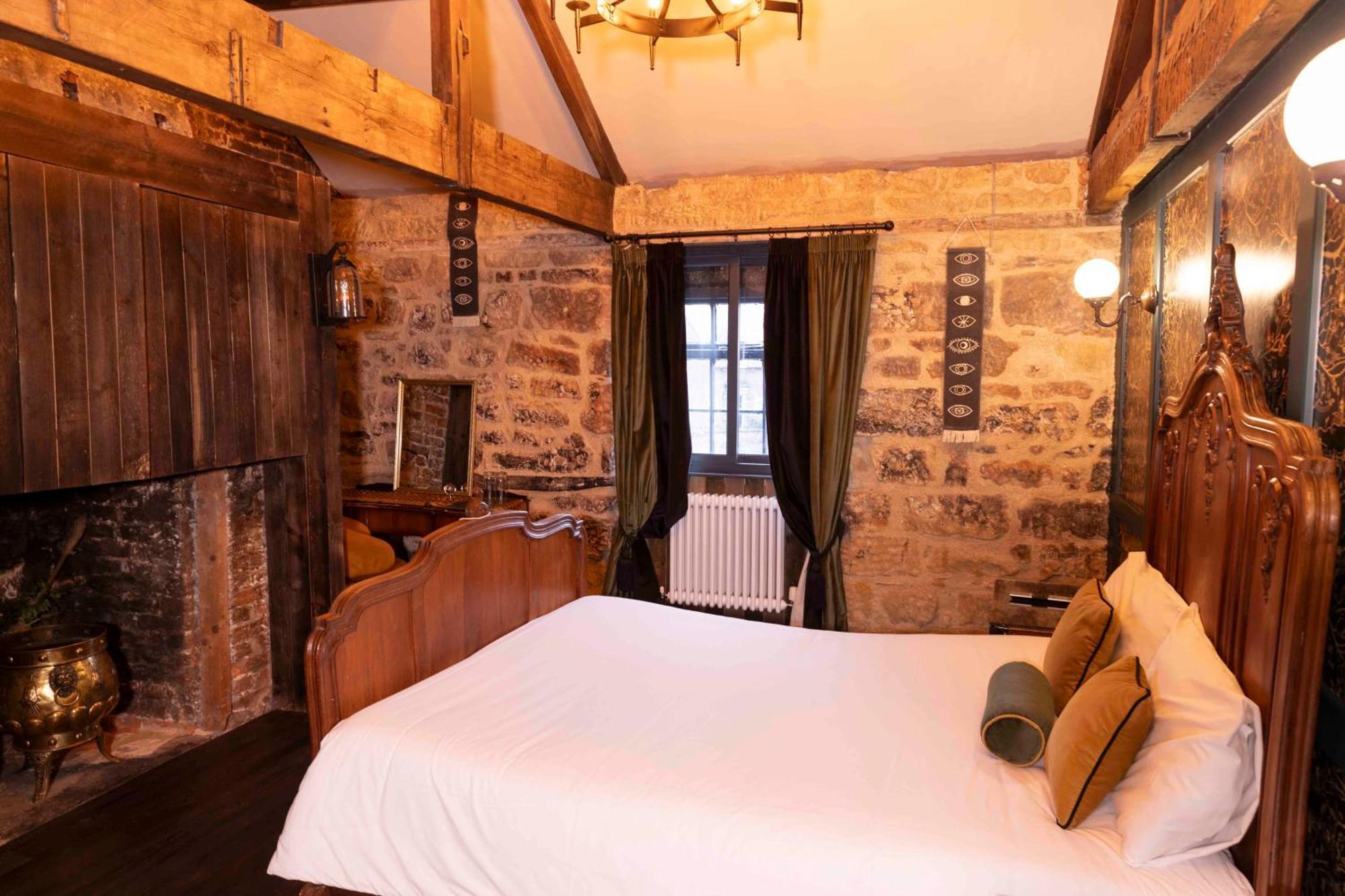 The Dirty Bottles Hotel Alnwick Eksteriør billede