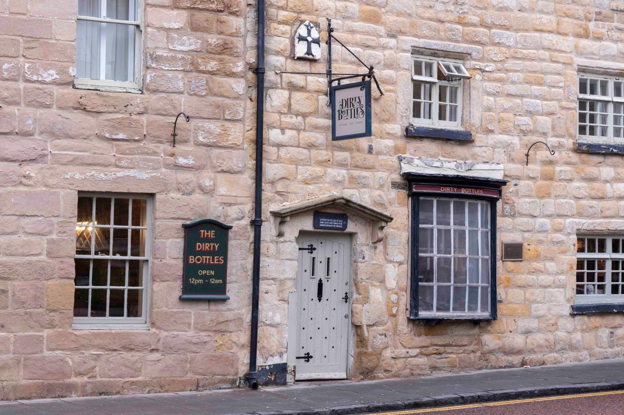 The Dirty Bottles Hotel Alnwick Eksteriør billede