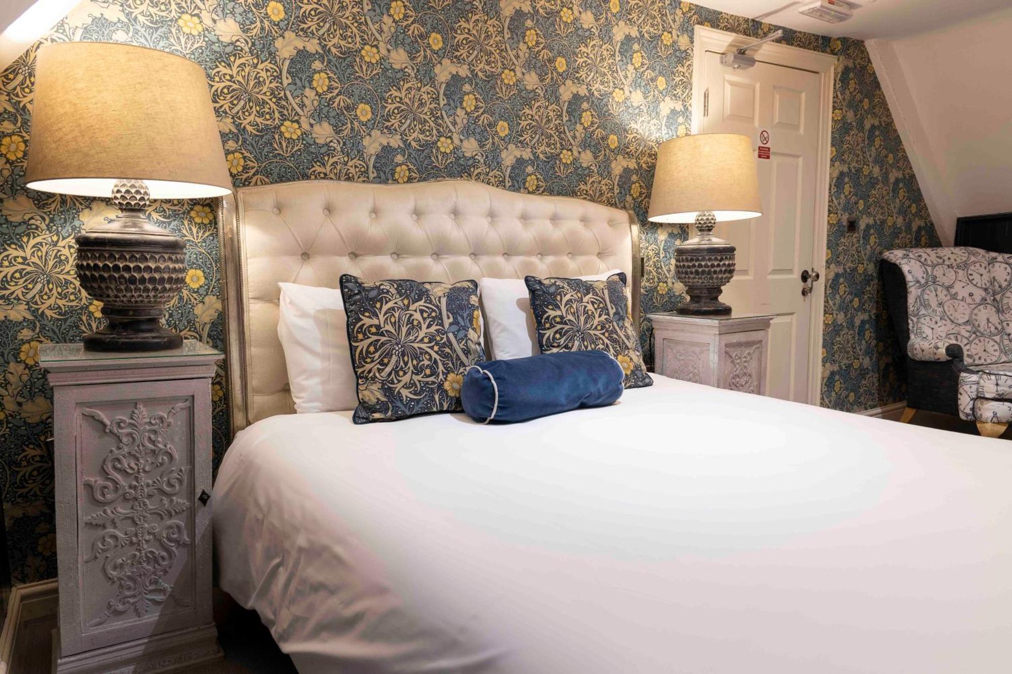 The Dirty Bottles Hotel Alnwick Eksteriør billede
